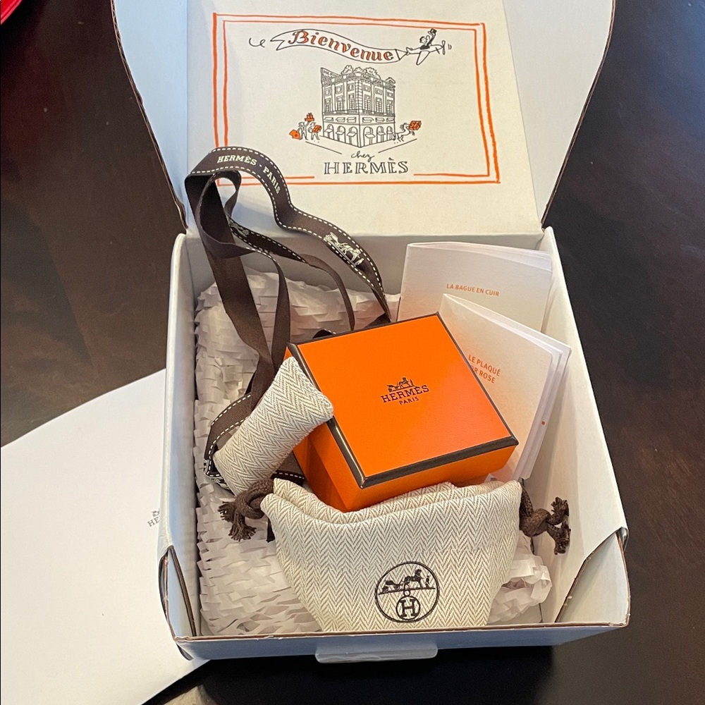 Hermes Ring Box, Packaging and Ribbon